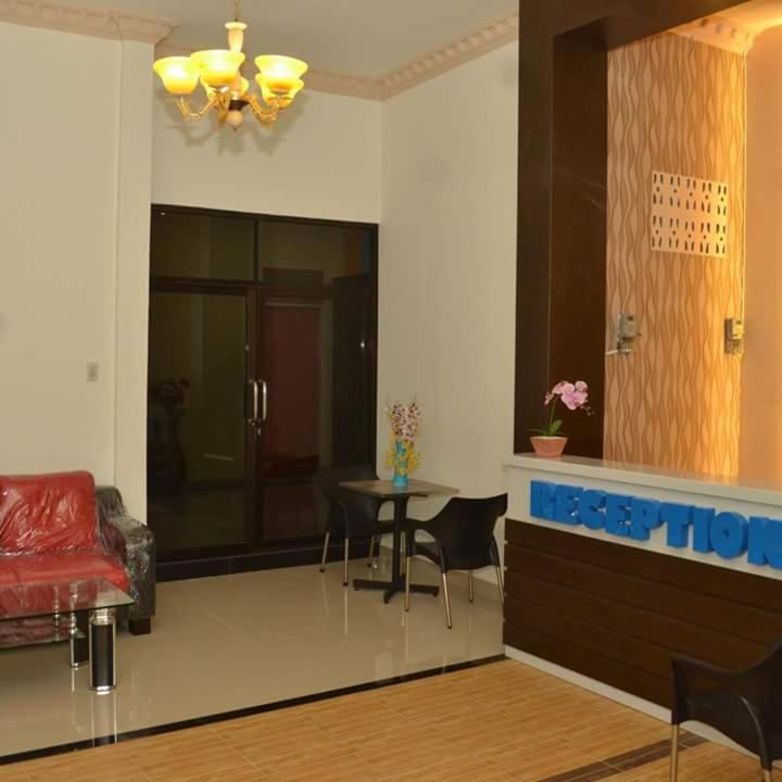 Hotel Assyifa Tanjungbalai Esterno foto